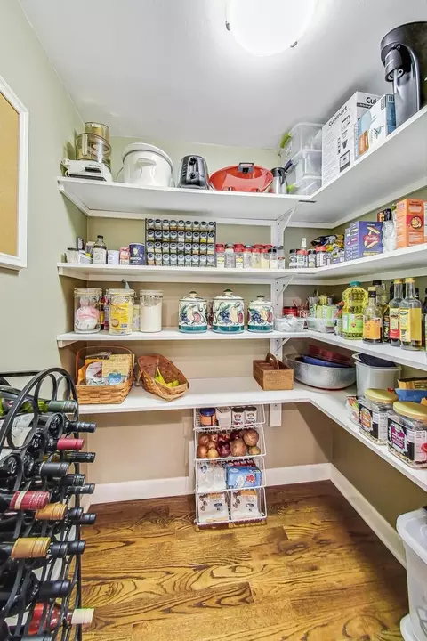 Kitchen - 604 S Pine St, Mount Prospect, IL 60056 photo 5 of 5
