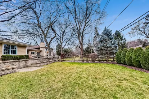 Exterior - 604 S Pine St, Mount Prospect, IL 60056 photo 11 of 11
