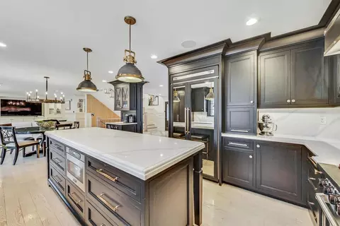 Kitchen - 633 N Walnut St, Itasca, IL 60143 photo 3 of 3