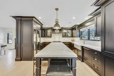 Kitchen - 633 N Walnut St, Itasca, IL 60143 photo 1 of 3