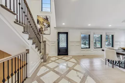 Entry Way - 633 N Walnut St, Itasca, IL 60143 photo 1 of 5