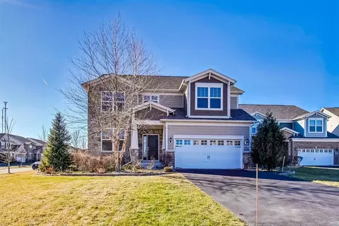 21 Beverly Ln, Hawthorn Woods, IL 60047