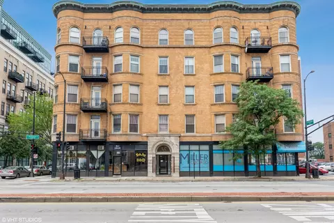 36 S Ashland Ave #204, Chicago, IL 60607