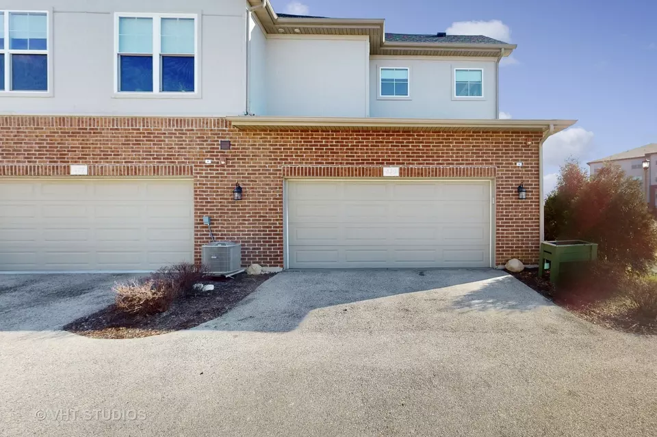 479 Woodmoor Dr, Lombard, IL 60148 26 Photos Movoto