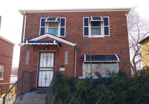 425 W 99th St, Chicago, IL 60628
