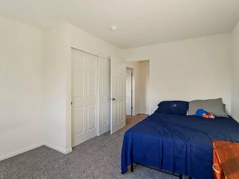 Bedroom - 2307 Tyler Trl, Mchenry, IL 60051 photo 4 of 7