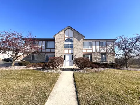 1411 Berta Dr #1N, Crest Hill, IL 60403