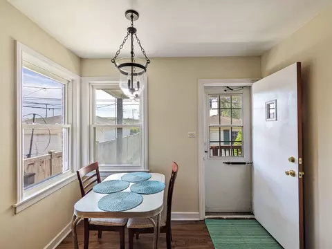Dining - 1406 Dobson St, Evanston, IL 60202 photo 2 of 2