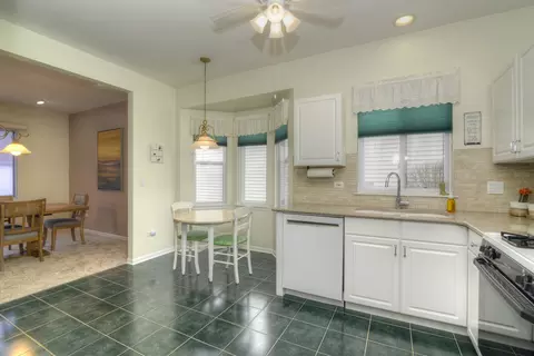 Kitchen - 13719 S Redbud Dr, Plainfield, IL 60544 photo 2 of 4