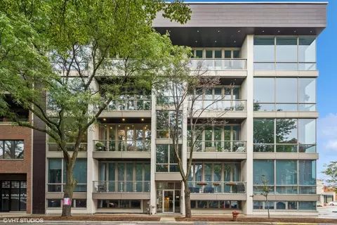 1947 W Diversey Pkwy #2E, Chicago, IL 60614
