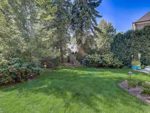 Exterior - 110 E Wilson St, Elmhurst, IL 60126 photo 7 of 10