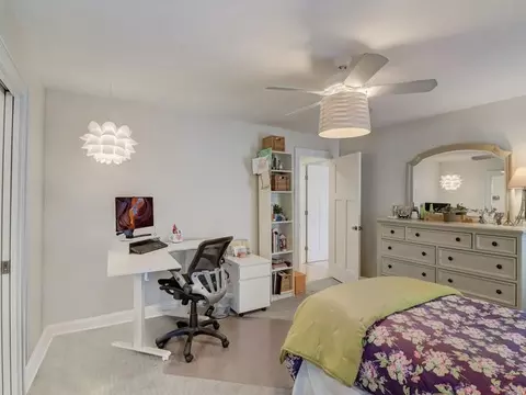 Bedroom - 110 E Wilson St, Elmhurst, IL 60126 photo 10 of 10