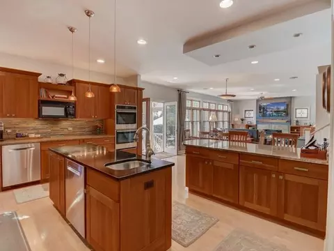 Kitchen - 110 E Wilson St, Elmhurst, IL 60126 photo 3 of 4