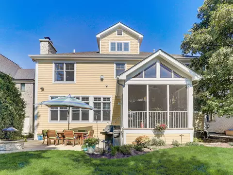 Exterior - 110 E Wilson St, Elmhurst, IL 60126 photo 5 of 10