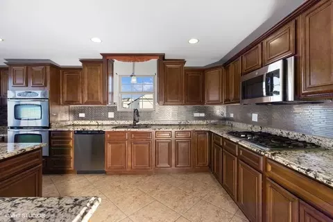 3021 Hermes Dr, Olympia Fields, IL 60461 photo 10