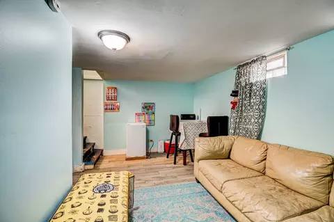 Living - 1903 Lee St, Evanston, IL 60202 photo 9 of 9