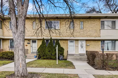 1903 Lee St, Evanston, IL 60202