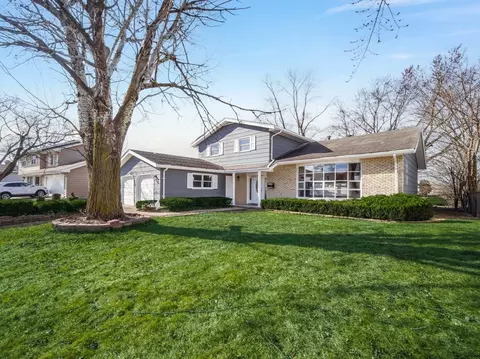 18940 Loras Ln, Country Club Hills, IL 60478