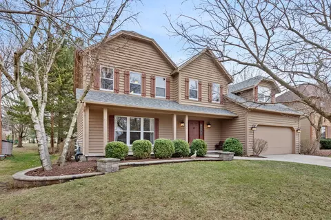 Exterior - 2522 Braddock Dr, Naperville, IL 60565 photo 2 of 7
