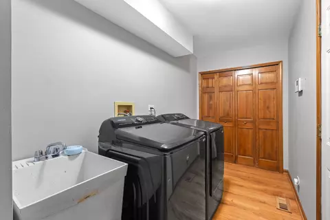Other - 2522 Braddock Dr, Naperville, IL 60565 photo 4 of 9