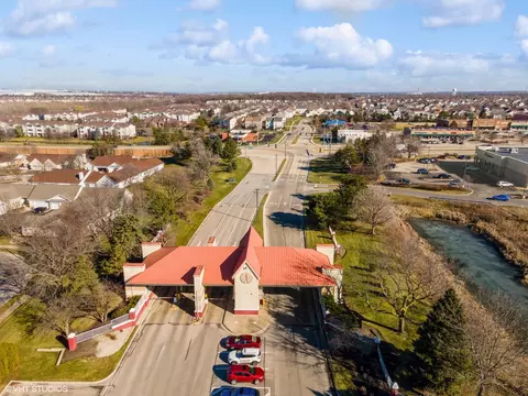View/Area - 21352 W Douglas Ln, Plainfield, IL 60544 photo 10 of 13