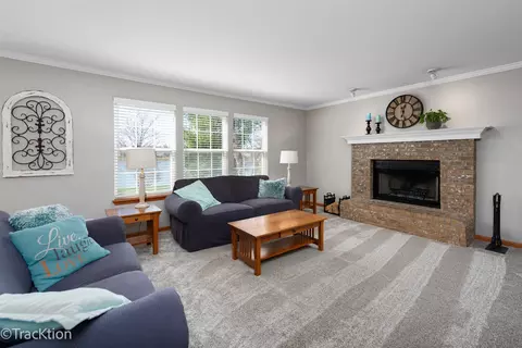 Living - 1805 Ridge Moor Dr, Plainfield, IL 60586 photo 2 of 3