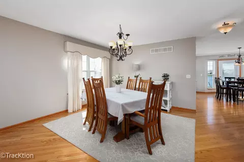 Dining - 1805 Ridge Moor Dr, Plainfield, IL 60586 photo 2 of 3