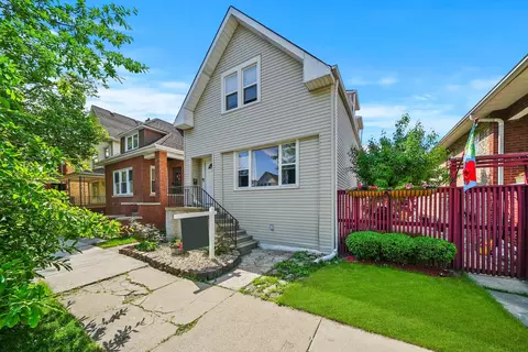 5035 W Berenice Ave, Chicago, IL 60641