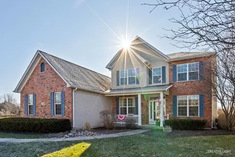 566 Bluestem Dr, Yorkville, IL 60560