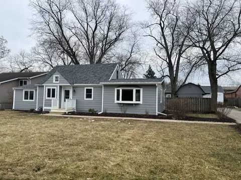 25673 W Arcade Dr N, Lake Villa, IL 60046