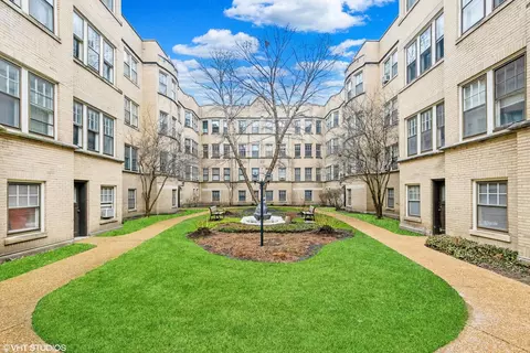 680 Hinman Ave #3G, Evanston, IL 60202