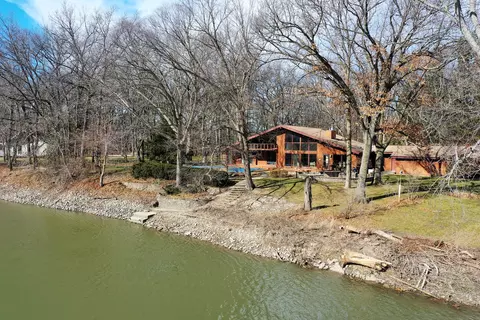 Exterior - 2888 E 3500s Rd, Kankakee, IL 60901 photo 2 of 15