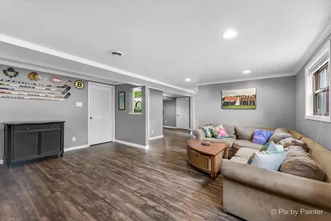 Living - 113 Springleaf Dr, Bolingbrook, IL 60440 photo 4 of 5