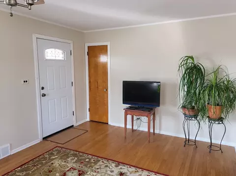 Living - 1245 N Ashbel Ave, Berkeley, IL 60163 photo 2 of 4