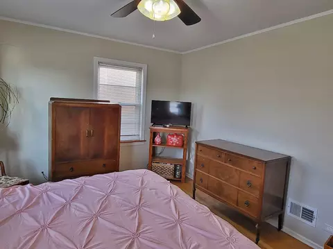 Bedroom - 1245 N Ashbel Ave, Berkeley, IL 60163 photo 3 of 4