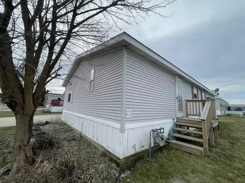 30 Saint Francis Dr, Bourbonnais, IL 60914 photo 3