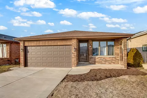 1112 Herbert Breclaw Dr, Calumet City, IL 60409