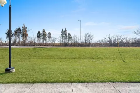 Exterior - 9 N S220 N Frontage Rd #104, Willowbrook, IL 60527 photo 6 of 8