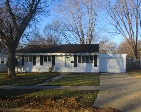 3316 Hanover Dr, Rockford, IL 61101