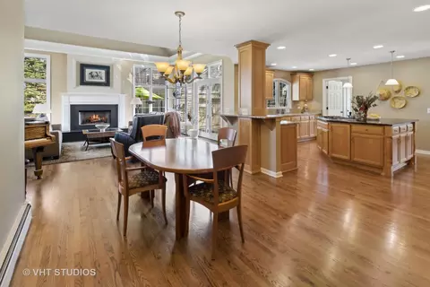 Dining - 233 Forest Ave, Itasca, IL 60143 photo 1 of 3