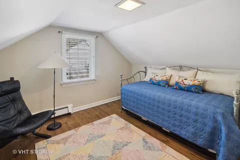 Bedroom - 233 Forest Ave, Itasca, IL 60143 photo 4 of 4