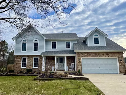 382 Hoyer Ct, Naperville, IL 60565