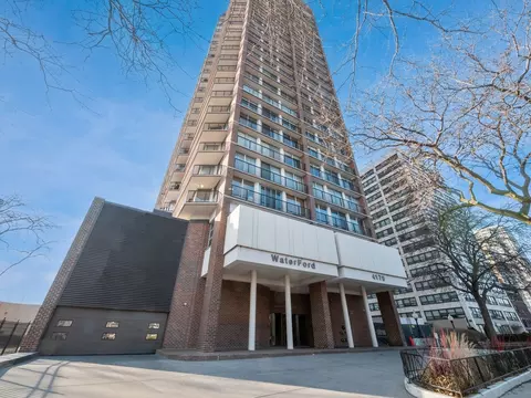 4170 N Marine Dr #13B, Chicago, IL 60613