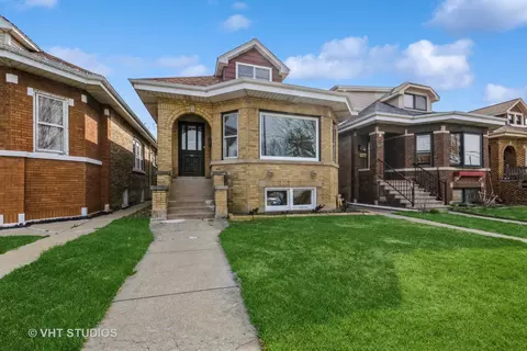 3009 N Narragansett Ave, Chicago, IL 60634