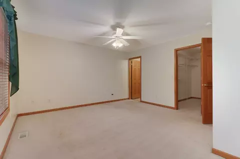 15 Grape Vine Ln, Bloomington, IL 61704 photo 19