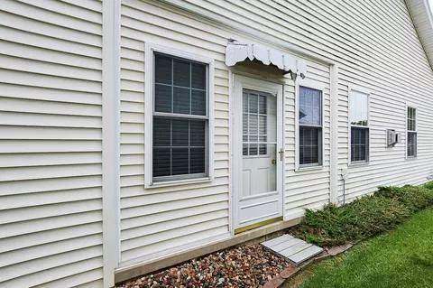 15 Grape Vine Ln, Bloomington, IL 61704 photo 34