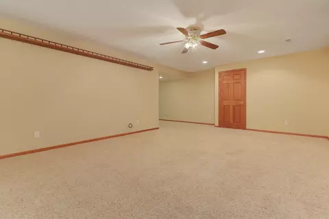 15 Grape Vine Ln, Bloomington, IL 61704 photo 28