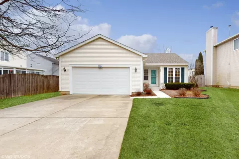 1027 S West Ave, Waukegan, IL 60085