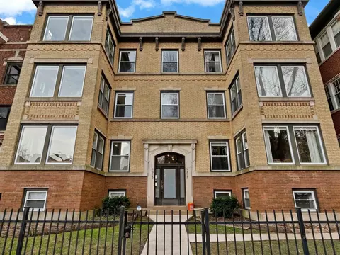 1315 W Winnemac Ave #2, Chicago, IL 60640