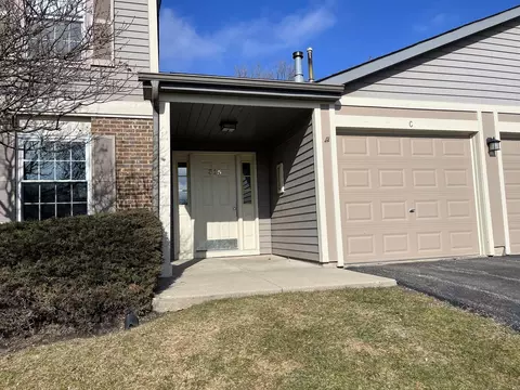 315 Crestview Dr #B, Wauconda, IL 60084